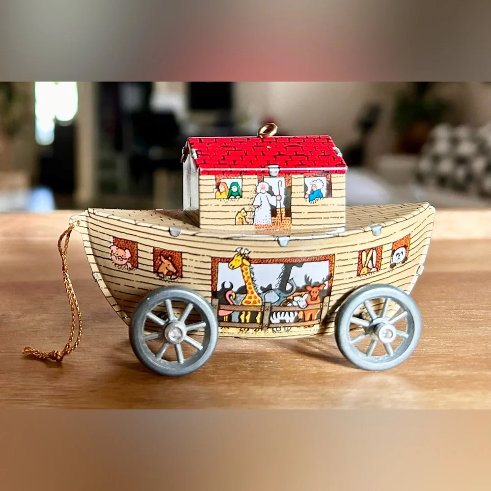 Vintage Hallmark Noah's Ark Collectible Metal Ornament 1988